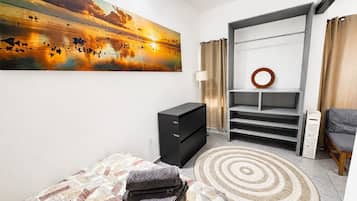 Comfort Apartment | Iron/ironing board, free WiFi