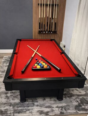 Games room - Private Pool Villa w/ Game Room, Sleeps 12– Minutes from Disney, Kissimmee FL (Kissimmee)