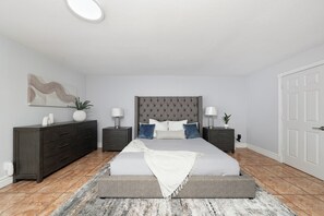 3 Schlafzimmer, Bügeleisen/Bügelbrett, WLAN, Bettwäsche