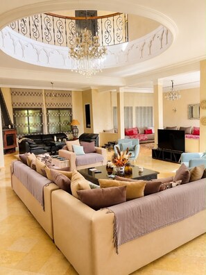Interior - Escape to Paradise | Exclusive Villa with Pool (Marrakech)