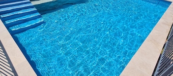 3 Bed, 2 Bath Villa with private pool in quiet location 45mins to Valencia