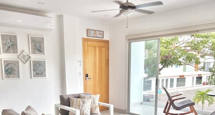 Stylish/Cozy Beach Apt Just Minutes from SJDS Bay