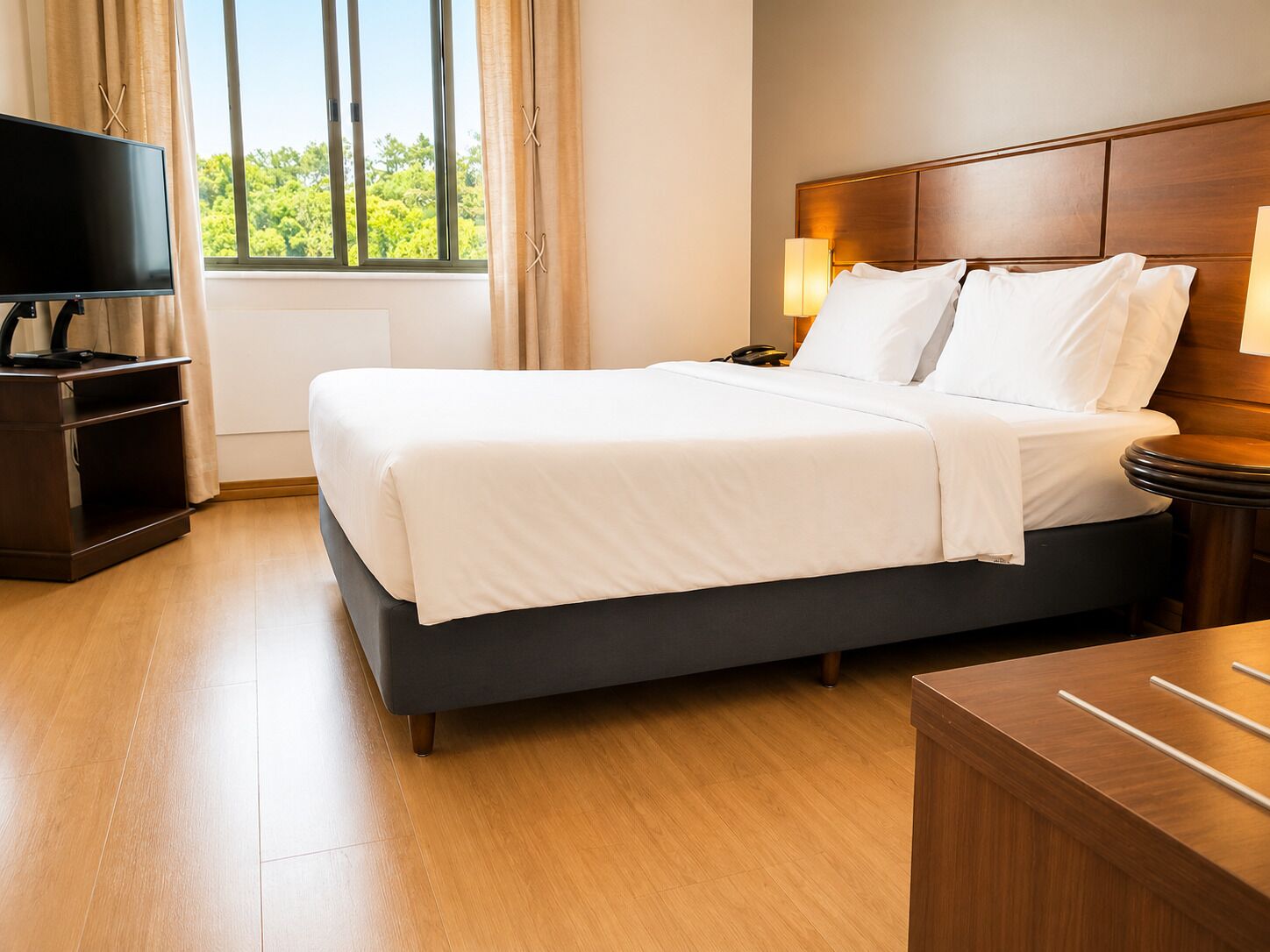 Suite estudio, 1 cama Queen size, cocina | Espacio para trabajar con laptop y wifi gratis 