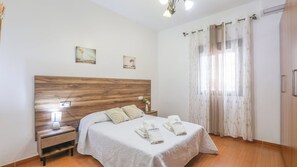 3 chambres, lit de bébé portatif, Wi-Fi