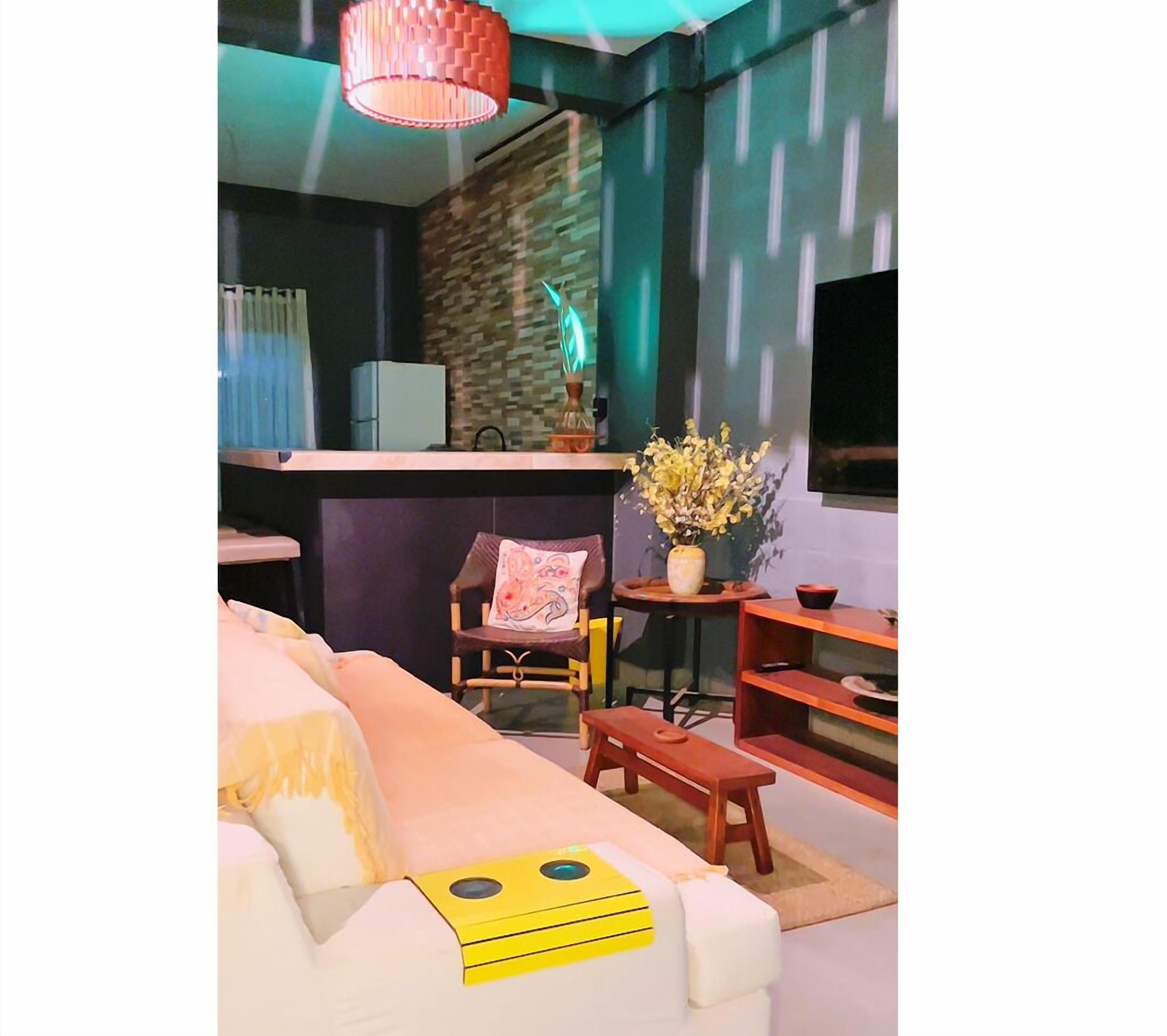 Apartamento conforto, vista para a cidade | Área de estar