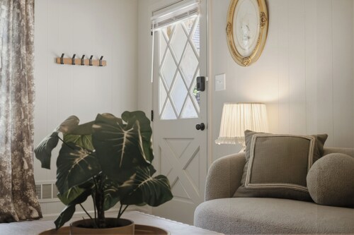Lovingly renovated duplex steps away from coffee shops and restaurants in Columbia's Historic Cottontown Neighborhood.