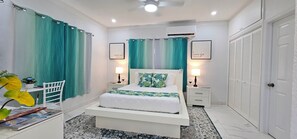 Room - Cozy Private 1-Bedroom Cottage With Pool, Near Beach, Restaurant and Activities (Providenciales)