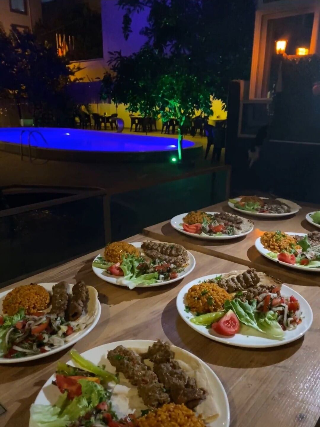 Outdoor dining