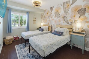 3 chambres, fer et planche à repasser, draps fournis