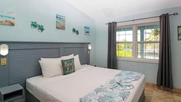 Iron/ironing board, WiFi (free), bed sheets