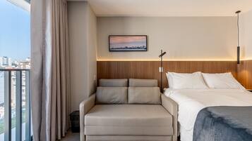 Business Studio | Free WiFi