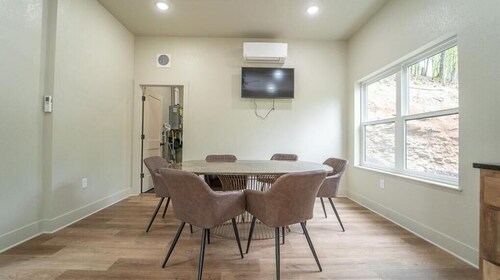 Two Lakefront Homes w/ Hot Tub & Game Room