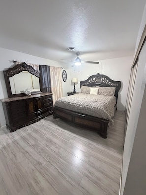4 bedrooms, iron/ironing board, free WiFi, bed sheets - Villa Las Vegas (Las Vegas)
