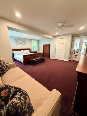 Room - The hidden gem retreat in the suburb of DC/ Baltimore area (Ellicott City)