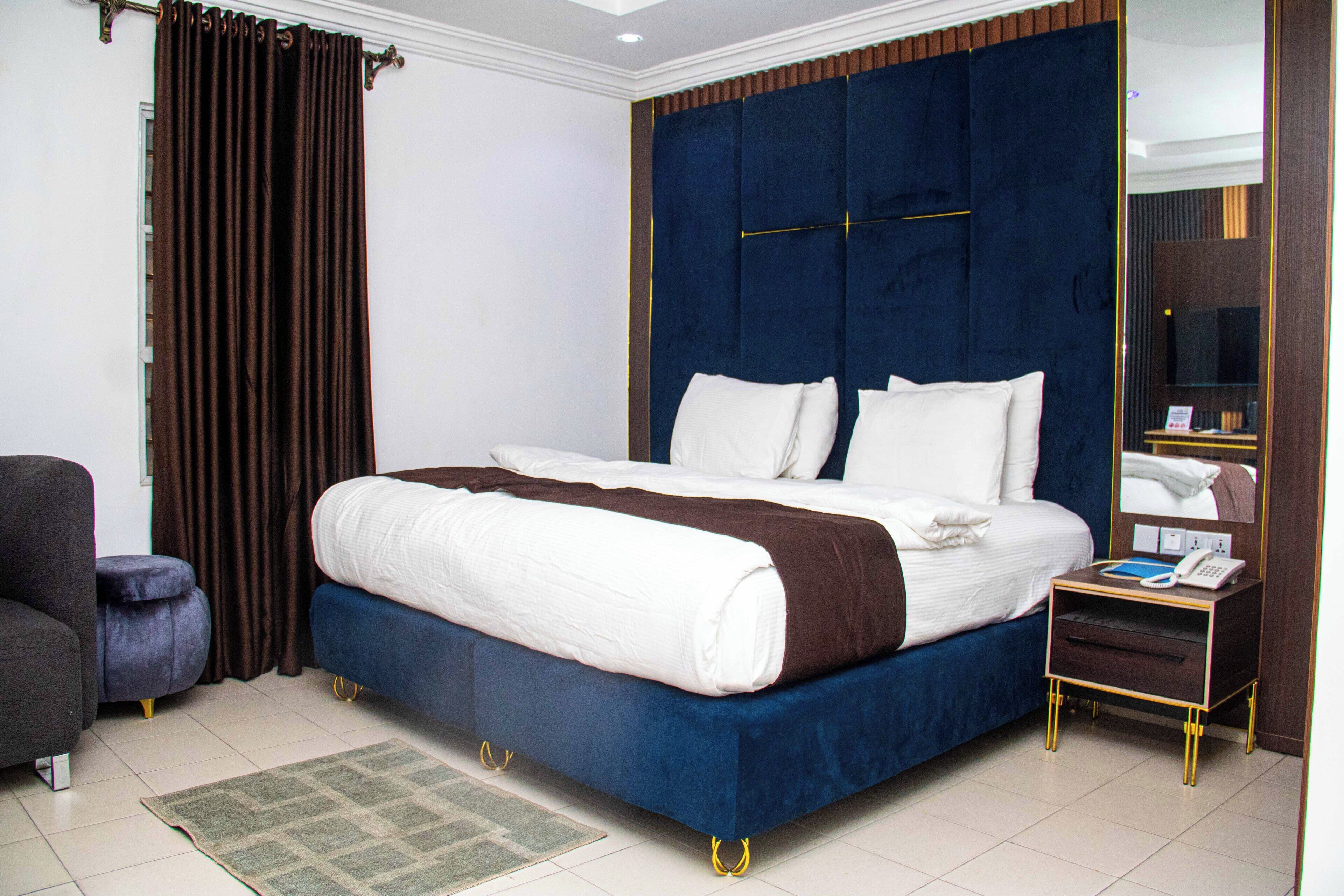 Business Apartment, Balcony, City View | Desk, laptop workspace, free WiFi, bed sheets