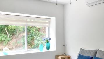 Bügeleisen/Bügelbrett, kostenloses WLAN, Bettwäsche
