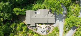 Serenity at Sandy Lane: Mountain View Retreat with 3 Bedrooms, Outdoor Fire Pit, & Screened Porch