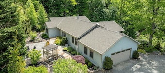 Serenity at Sandy Lane: Mountain View Retreat with 3 Bedrooms, Outdoor Fire Pit, & Screened Porch