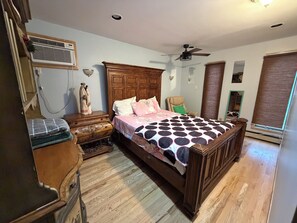 Room - Beautiful 5-bedroom 2-floor apartment in Elmont. LIRR, NYC, UBS (Elmont)