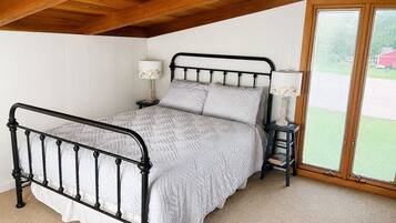 3 Schlafzimmer, Bügeleisen/Bügelbrett, Reisekinderbett, kostenloses WLAN