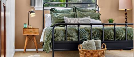 4 Schlafzimmer, Bügeleisen/Bügelbrett, WLAN, Bettwäsche