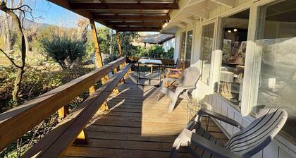 Lakefront Cabin: Pool, Hot Tub, Near Santiago