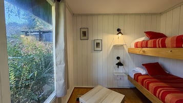 2 chambres, fer et planche à repasser, lit parapluie, Wi-Fi