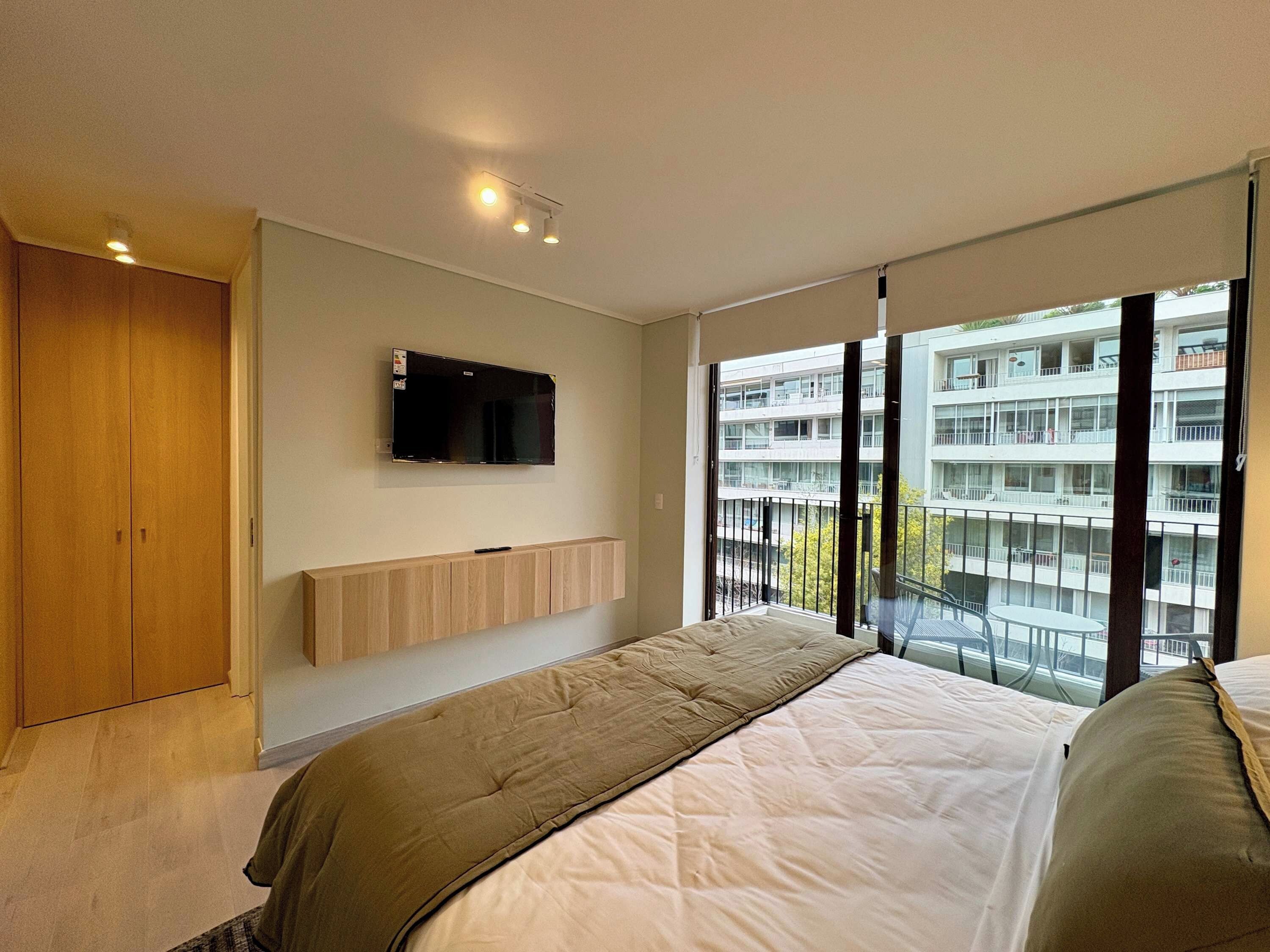 3 dormitorios, tabla de planchar con plancha, wifi y ropa de cama