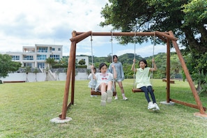 Área de juegos infantiles al aire libre
