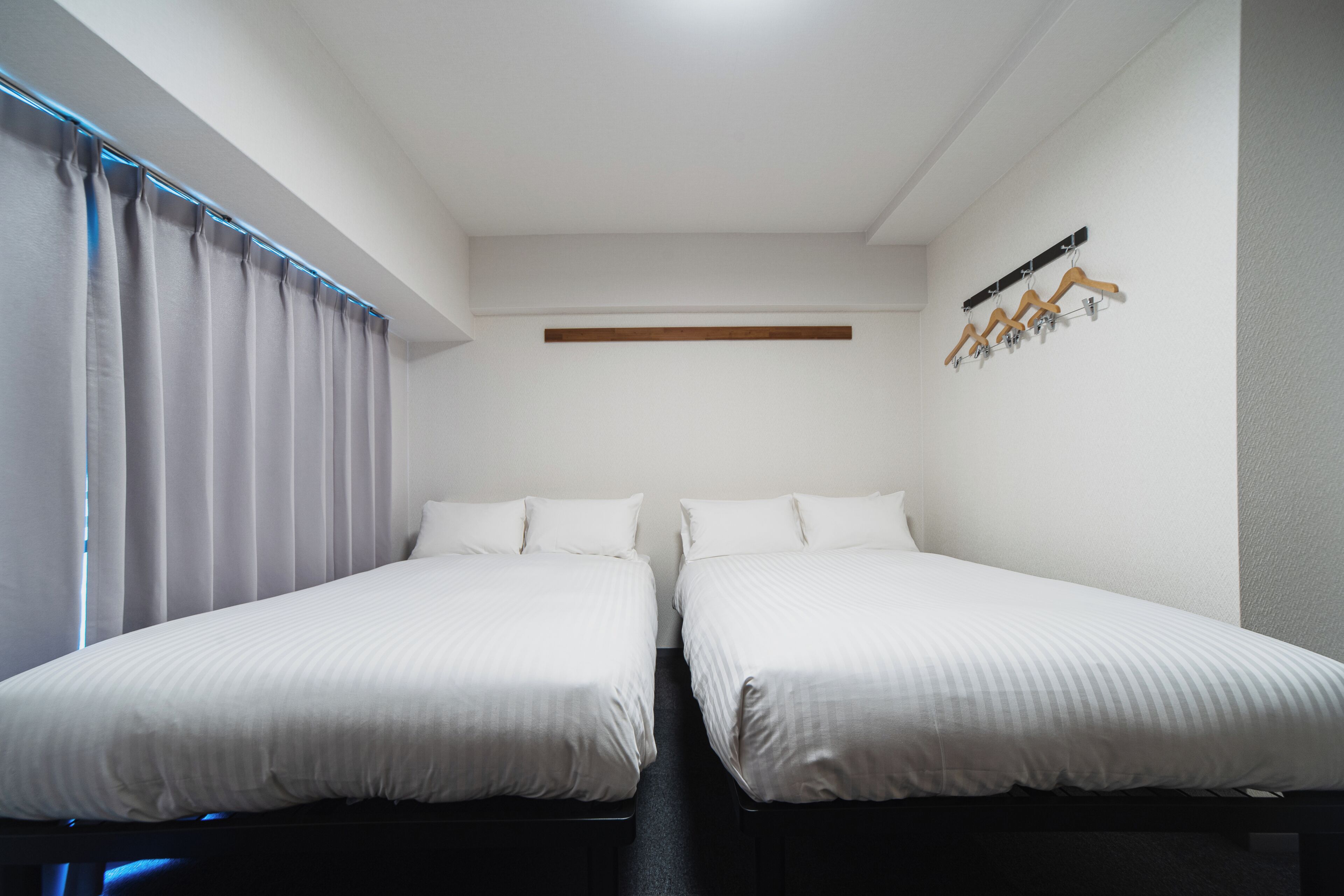 Down duvets, desk, free WiFi, bed sheets