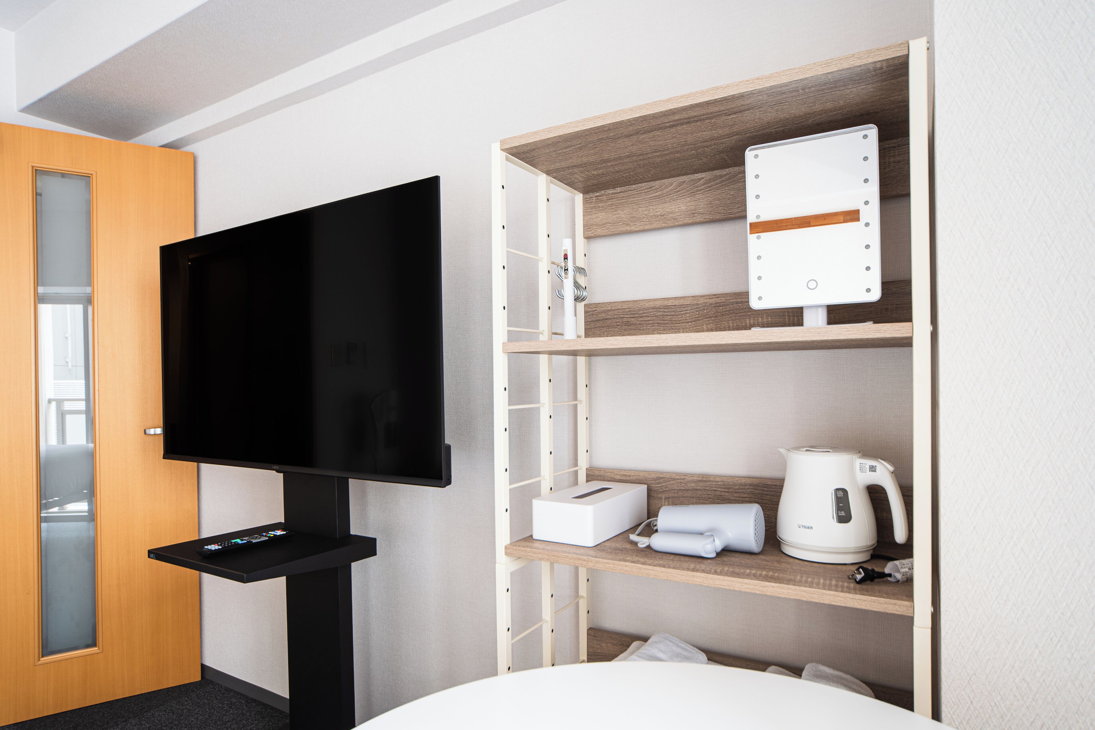 Kamar Twin Standar | Selimut bulu angsa, meja kerja, Wi-Fi gratis, dan seprai linen
