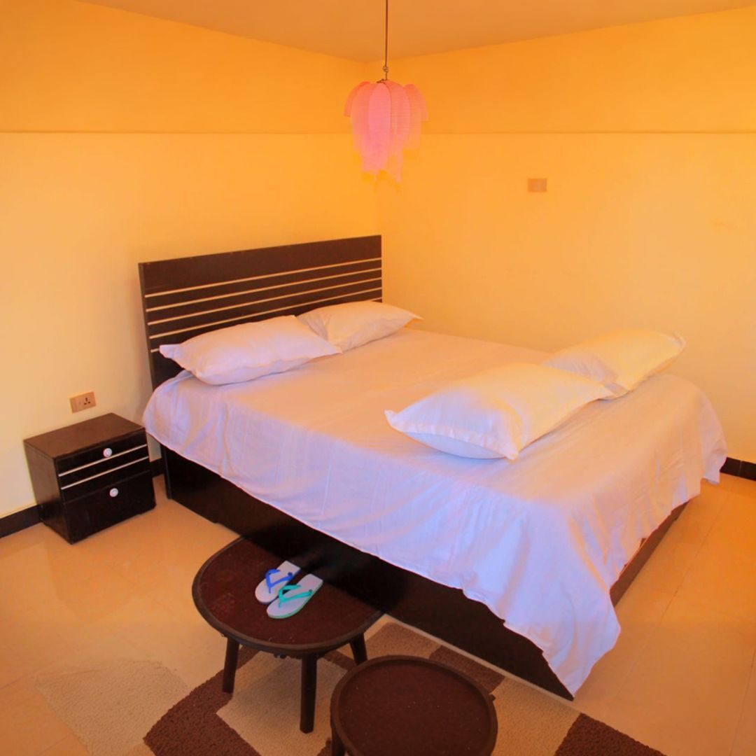 Room | Free WiFi