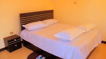 Room | Free WiFi