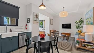 Superior Apartment, 2 Bedrooms, Kitchen | Individually decorated, individually furnished, iron/ironing board