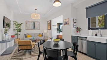 Family Apartment, 2 Bedrooms, Kitchen | Living area | Smart TV