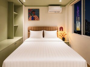Panoramic Double Room, City View | Egyptian cotton sheets, premium bedding, down duvets, memory-foam beds - Elm Riverside Hotel By Urban B (An Khanh)