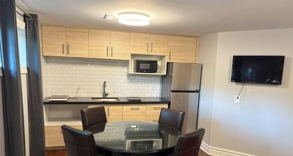 Two Room Guest Suite with Separate Enterance