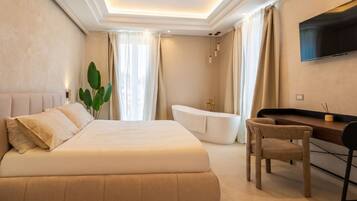 2 bedrooms, iron/ironing board, internet, bed sheets