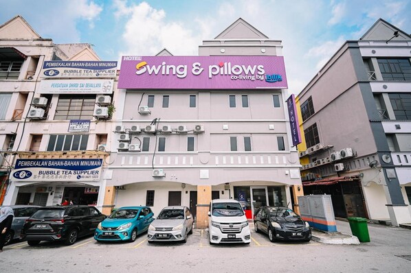 Exterior - Swing & Pillows @ Sunway Pyramid PJ (Petaling Jaya)