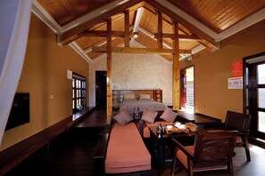 Economy Room, Balcony, Hill View | Blackout drapes, free WiFi - COULD PARADISE RESORT (Bat Xat)