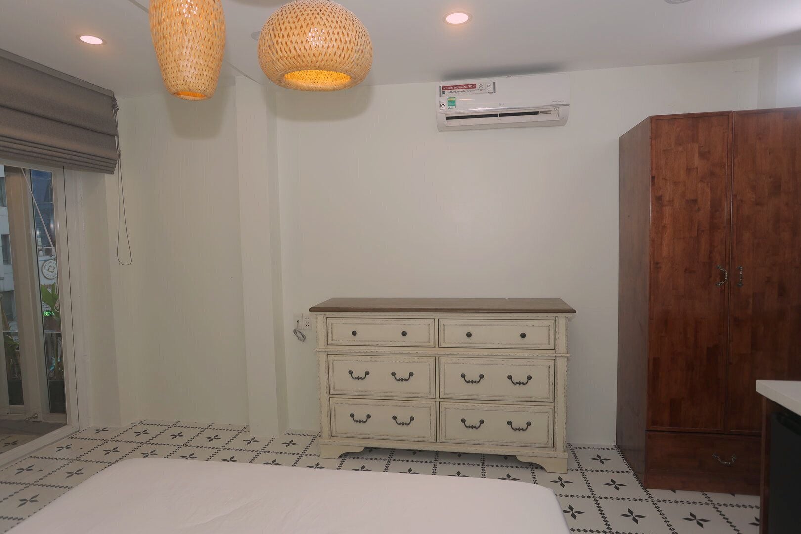 Studio Standar | Pemandangan dari kamar