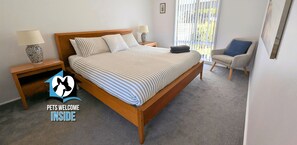 Bedroom - 17 Johnston St, Goolwa - Charming, Spacious & Peaceful Goolwa Hideaway (Goolwa)