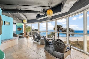 Interior - Splash! Beachfront, FREE Beach Chair Service, 15th Floor (Panama City Beach)