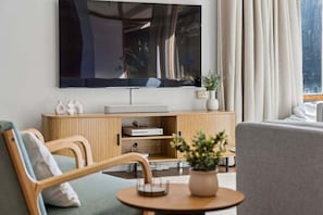 Fernseher, DVD-Player