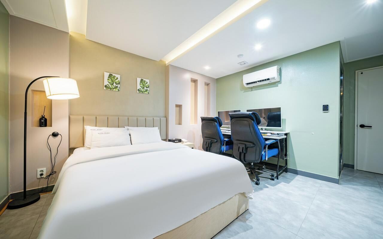 Premium Room