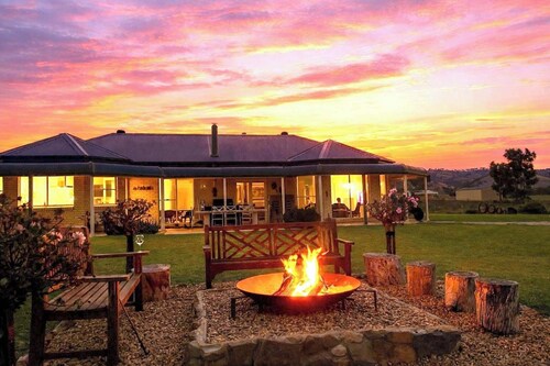 Orana Grove - Luxury Mudgee Vineyard Retreat - 8 guests