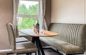 Dining - 2 bedroom stunning home in Oude Pekela (Oude Pekela)