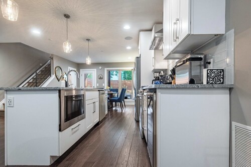 ‼️Queen Village 3BR Condo Near Italian Market