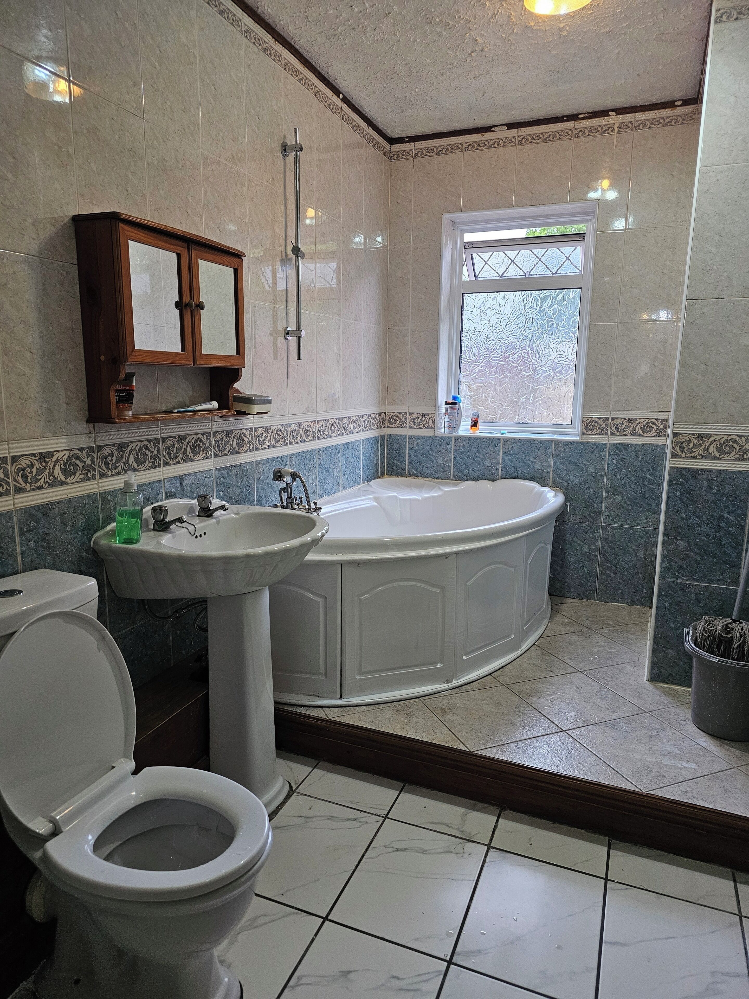Towels, soap, toilet paper