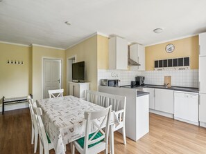 Dining - Coastal Holiday Apartment near Kühlungsborn (Bastorf)